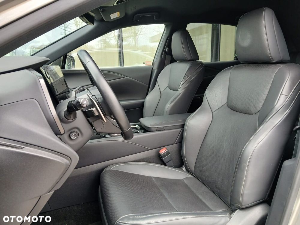 Lexus RX - 6