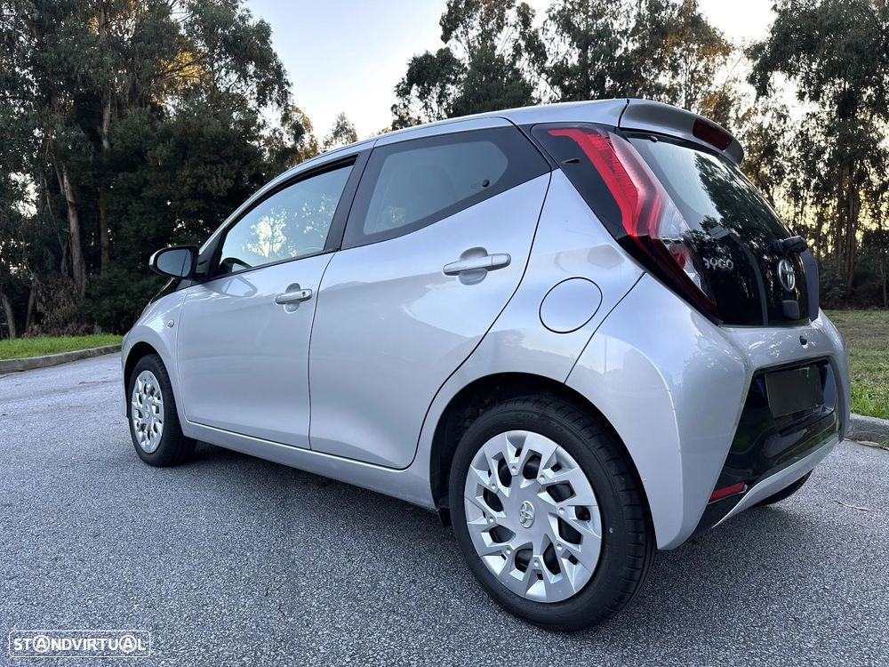 Toyota Aygo 1.0 X-Play+X-Touch - 9