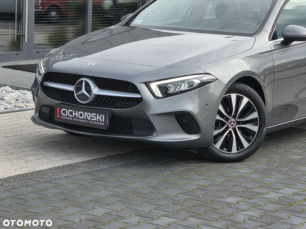 Mercedes-Benz Klasa A 180 Edycja specjalna 7G-DCT - 13