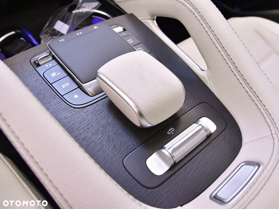 Mercedes-Benz GLE 300 d mHEV 4-Matic AMG Line - 14