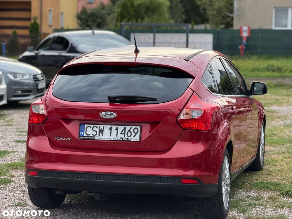 Ford Focus 1.6 TDCi DPF Titanium - 11