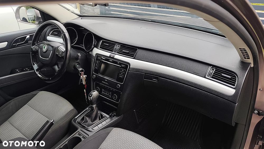 Skoda Superb - 22
