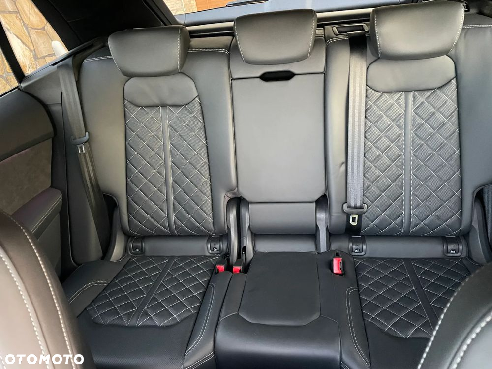 Audi Q8 - 5