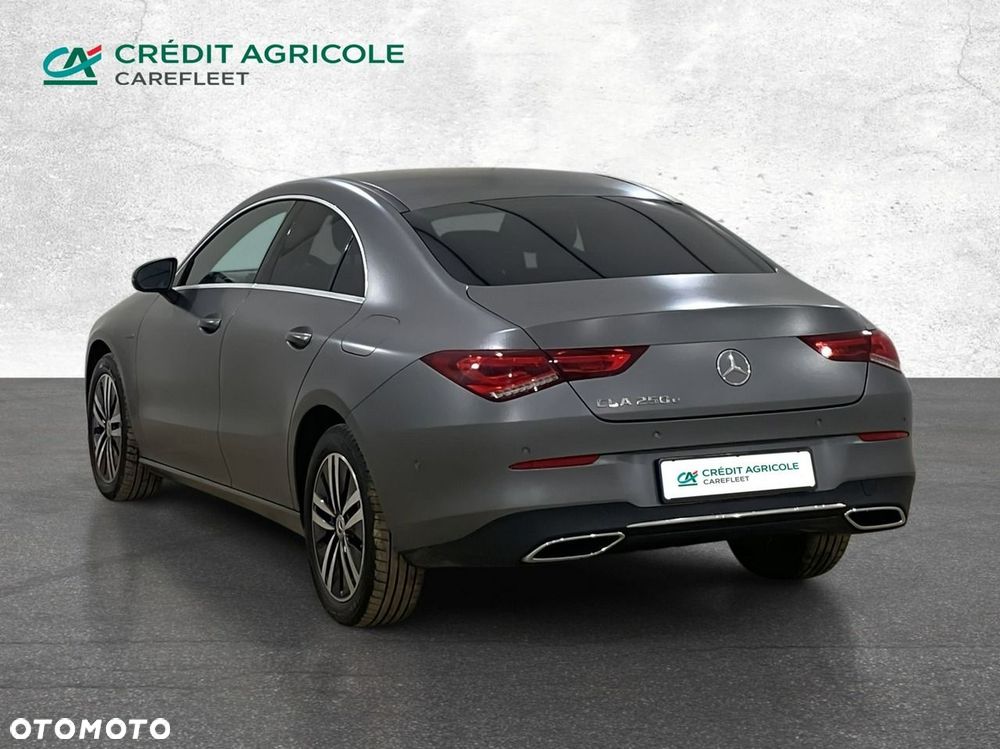 Mercedes-Benz CLA - 8