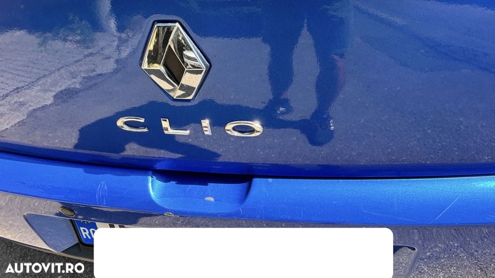 Renault Clio - 8