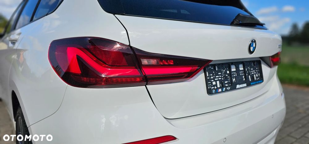 BMW Seria 1 118i - 33
