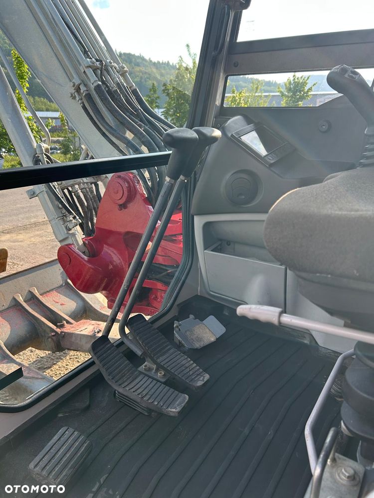 Takeuchi TB290-2 - 9