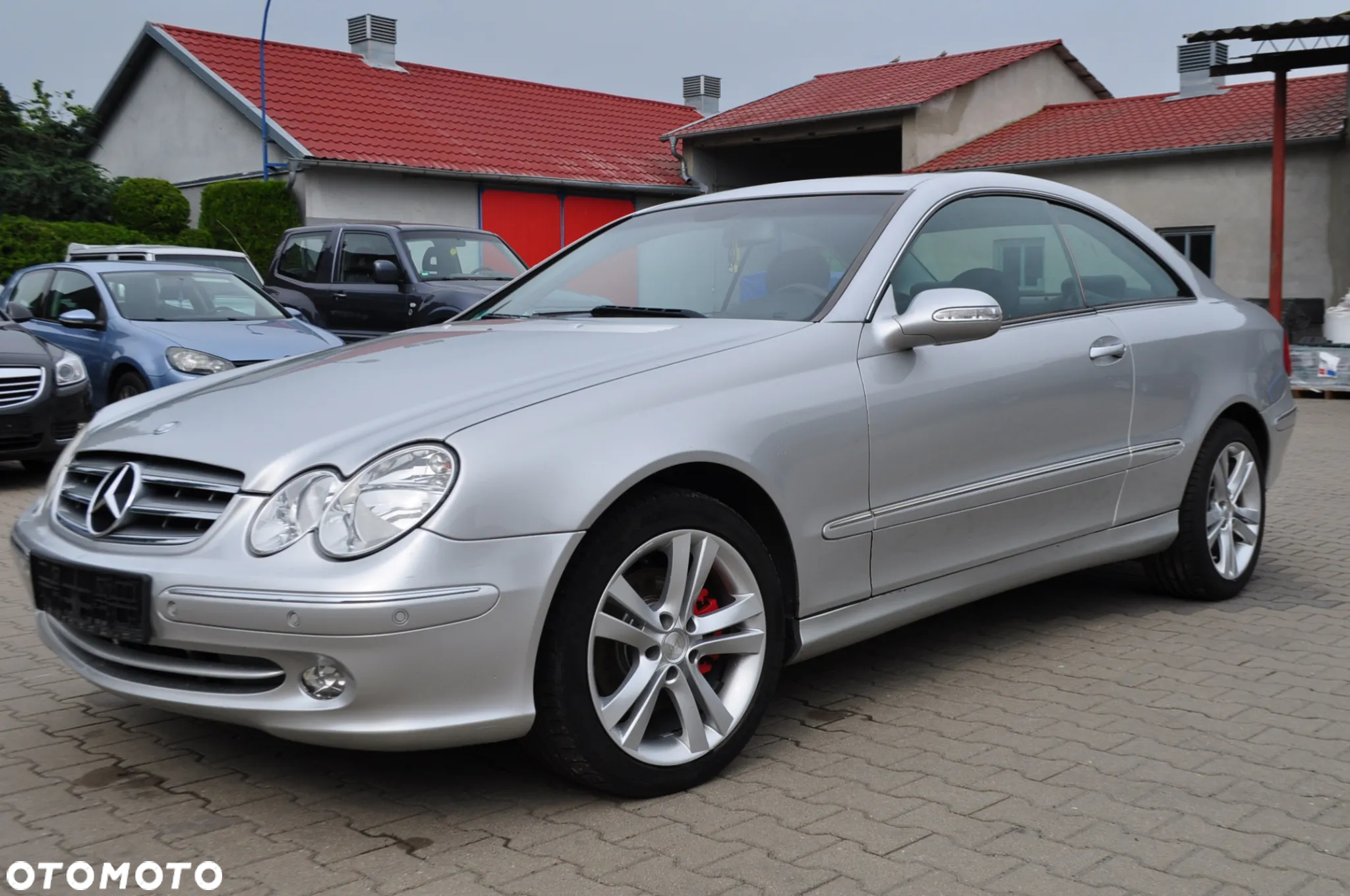 Mercedes-Benz CLK - 26