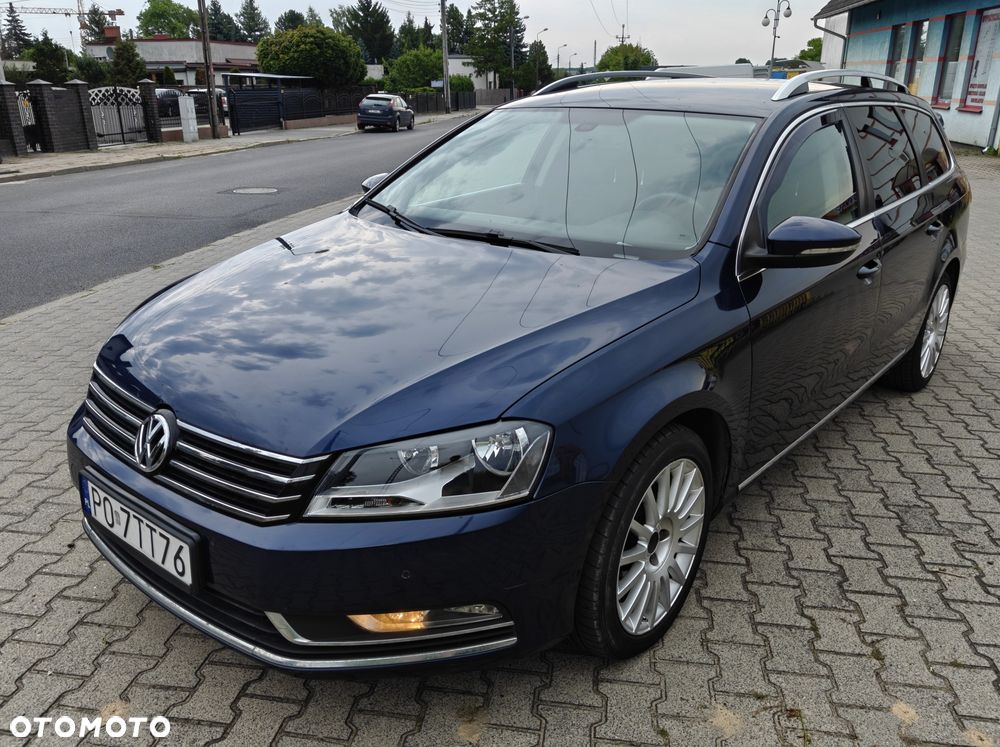 Volkswagen Passat - 2