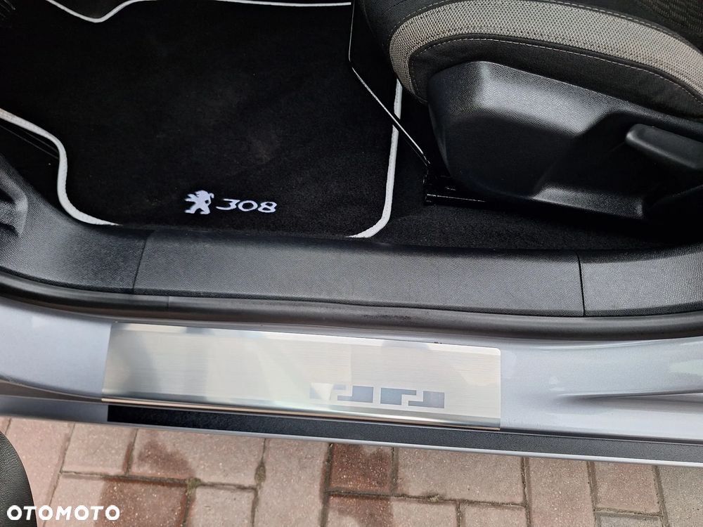 Peugeot 308 BlueHDi 120 Stop & Start Allure - 17