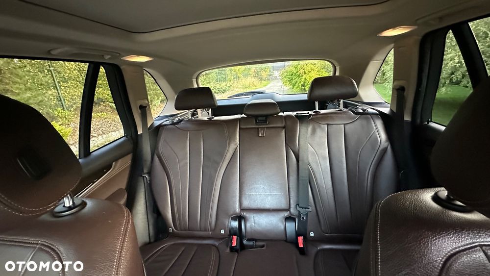 BMW X5 xDrive35i Edition Exclusive - 9