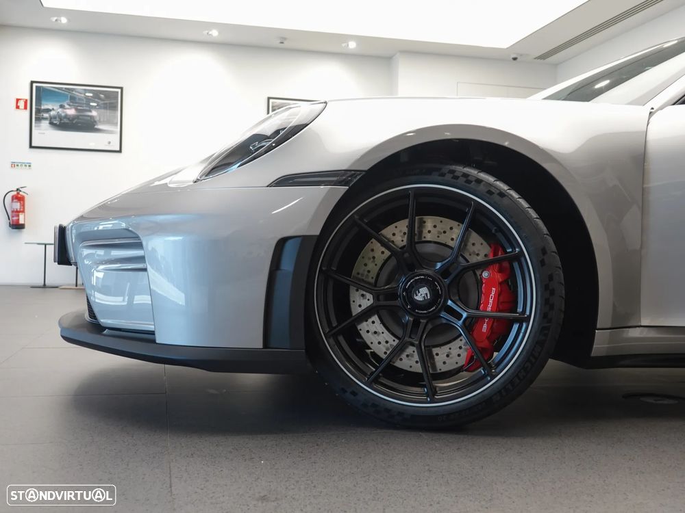 Porsche 911 (992) GT3 Touring Package PDK - 21