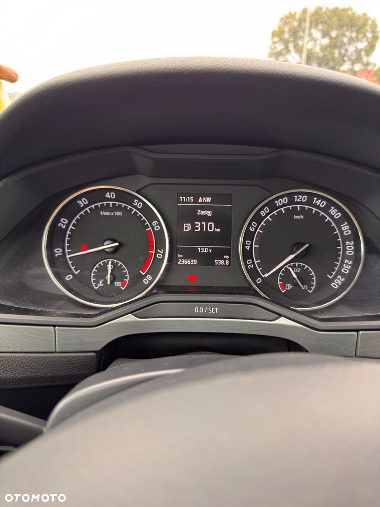 Skoda Superb 1.8 TSI Ambition - 12
