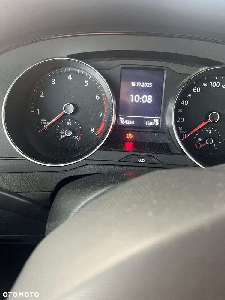 Volkswagen Passat 1.6 TDI BMT Trendline - 9