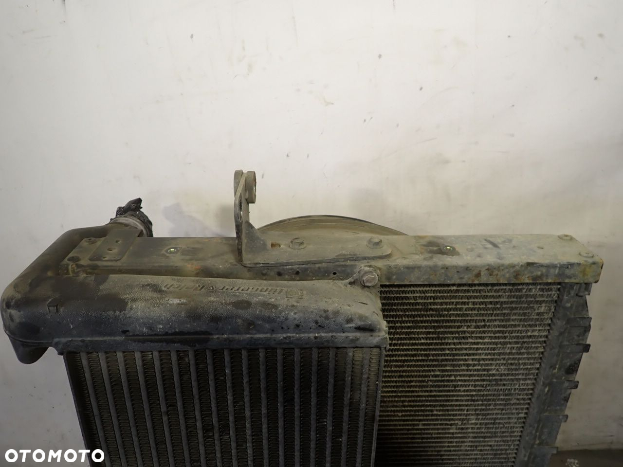 CHŁODNICA WODY INTERCOOLER MAN L2000 8.163 - 4
