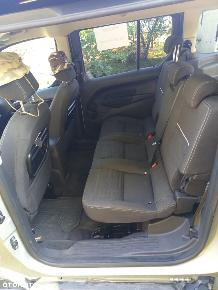 Ford Tourneo Connect - 18