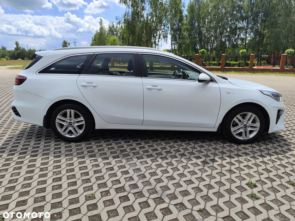 Kia Ceed 1.6 CRDi mHEV L - 9