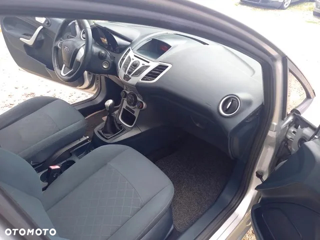 Ford Fiesta 1.25 Ambiente - 6