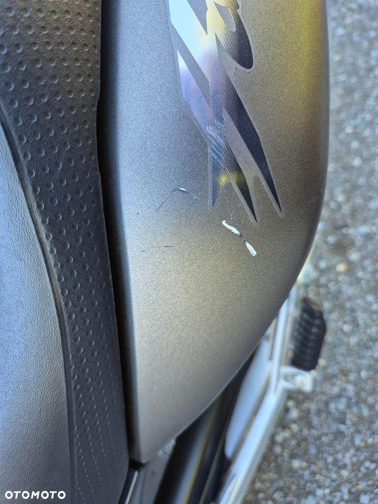 Honda Hornet - 28