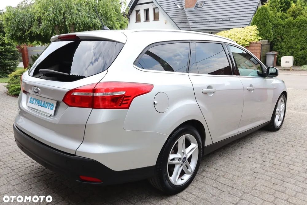 Ford Focus 1.5 EcoBlue Start-Stopp-System TITANIUM - 5