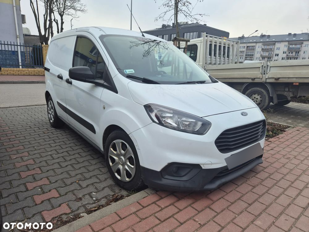 Ford transit courier - 5