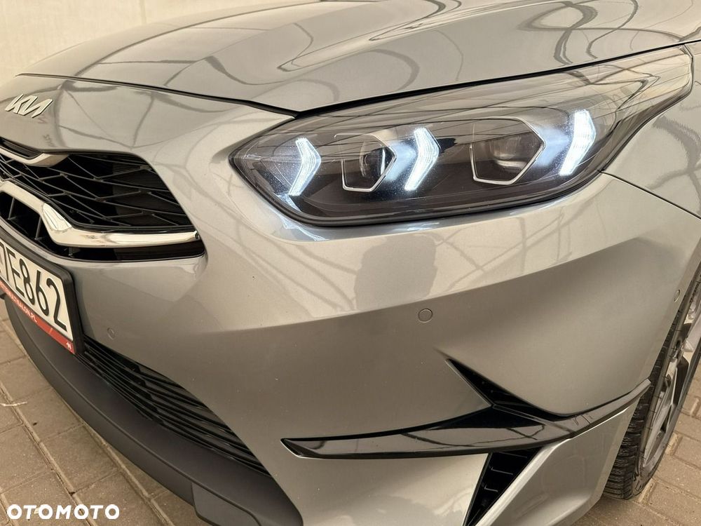 Kia Ceed - 29
