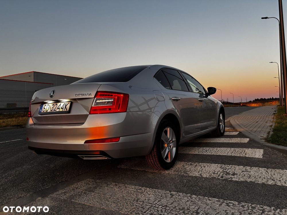 Skoda Octavia 1.4 TSI Ambition - 32