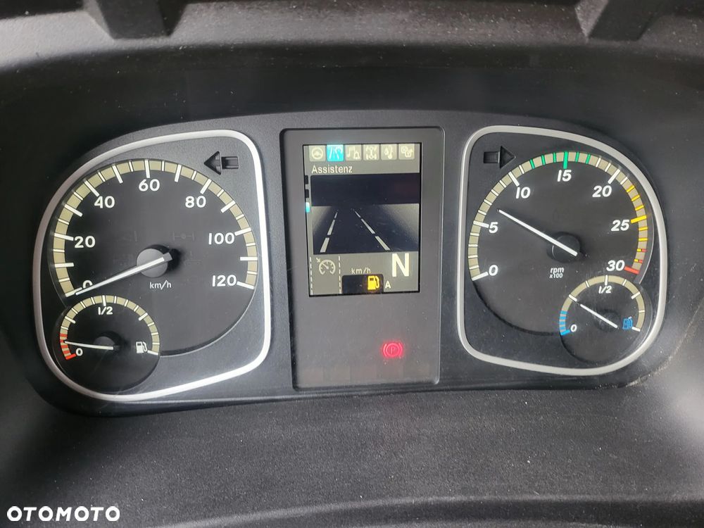 Mercedes-Benz ATEGO - 19