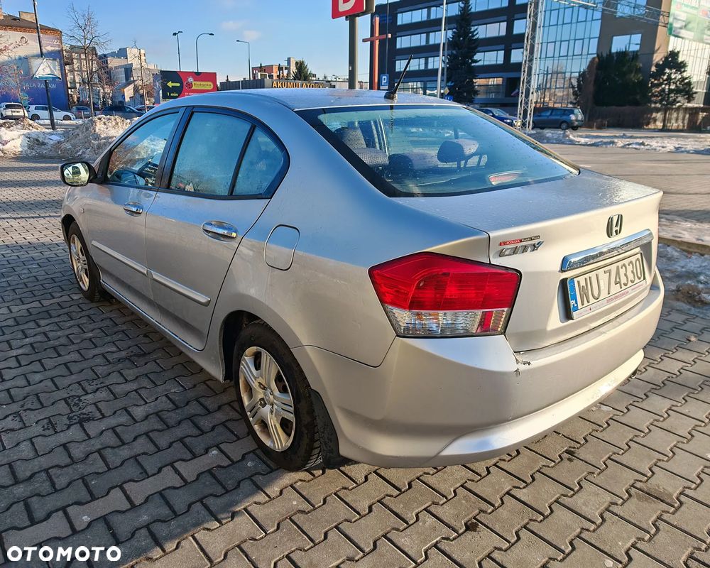 Honda City 1.4 Comfort - 4