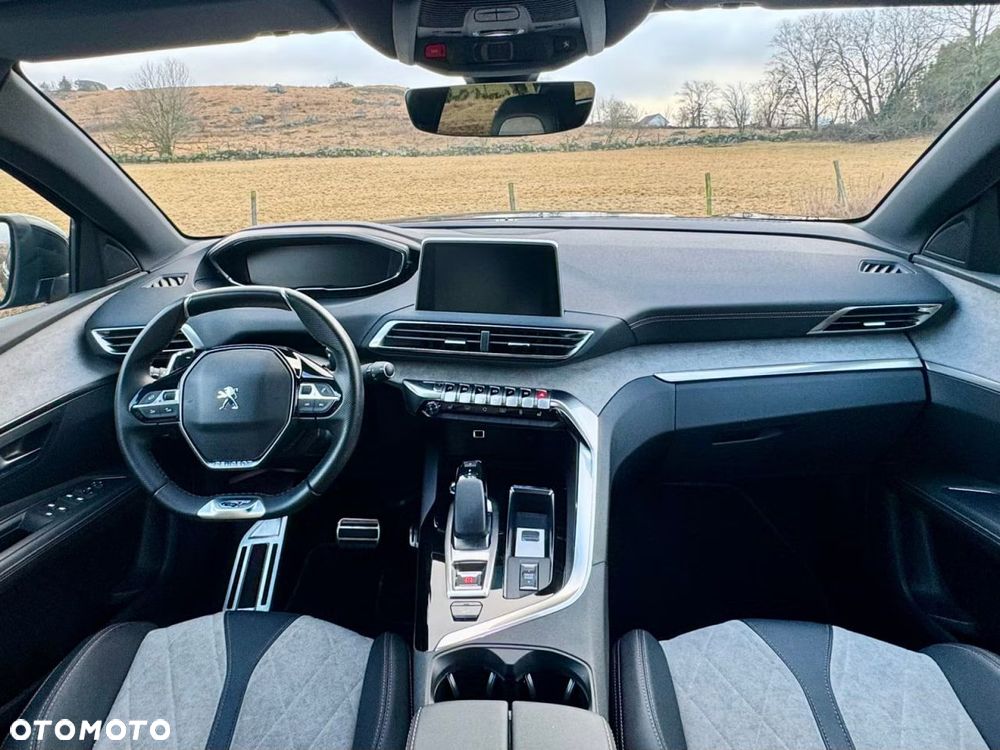 Peugeot 3008 1.6 PureTech HYbrid4 GT Line S&S EAT8 - 21