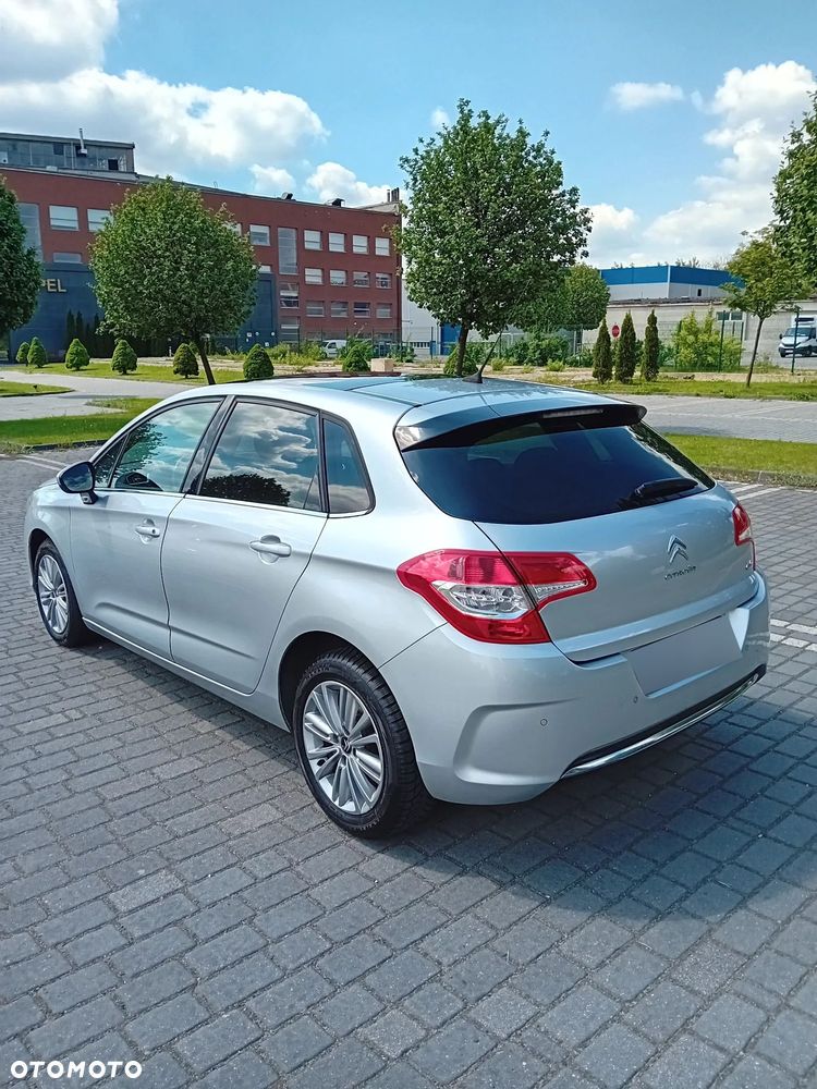 Citroën C4 HDi 90 Attraction - 13