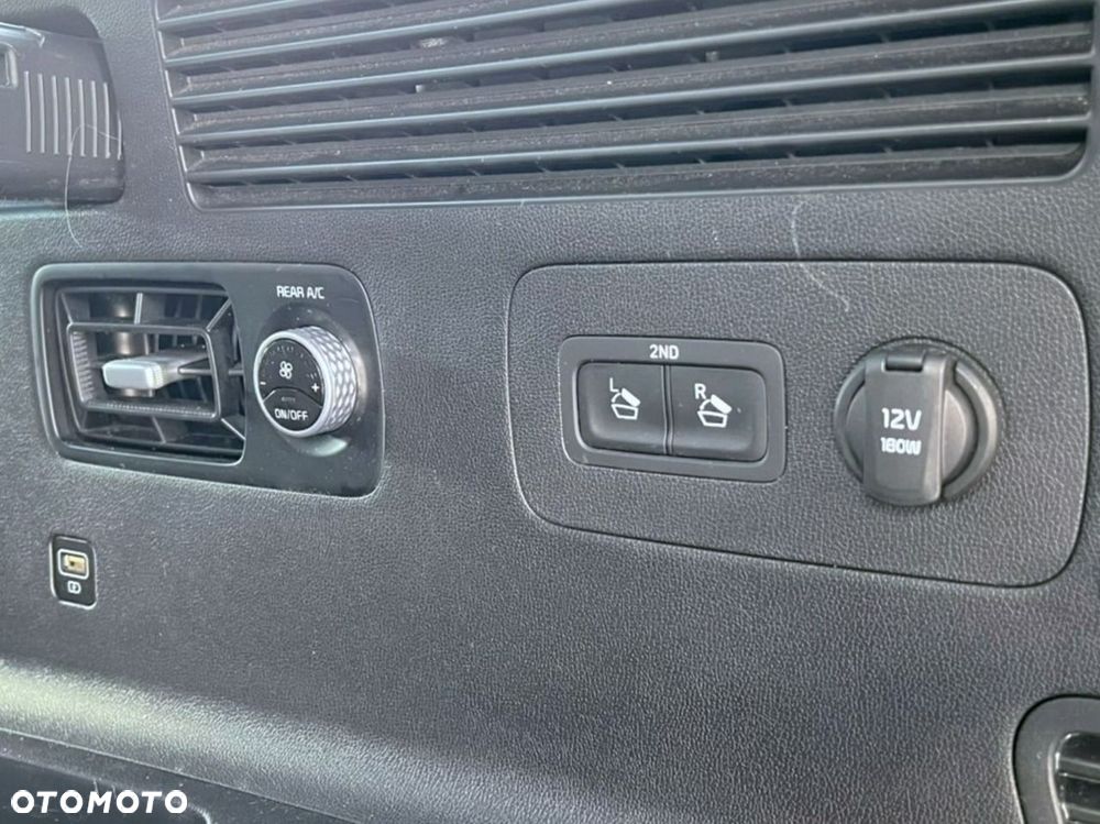 Kia Sorento - 15