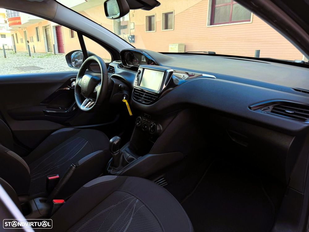 Peugeot 208 1.2 VTi Active - 10