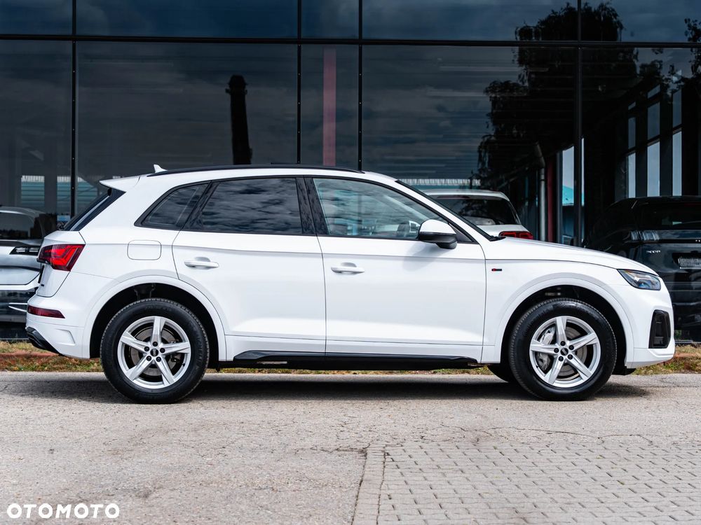 Audi Q5 55 TFSIe quattro S tronic S line - 16