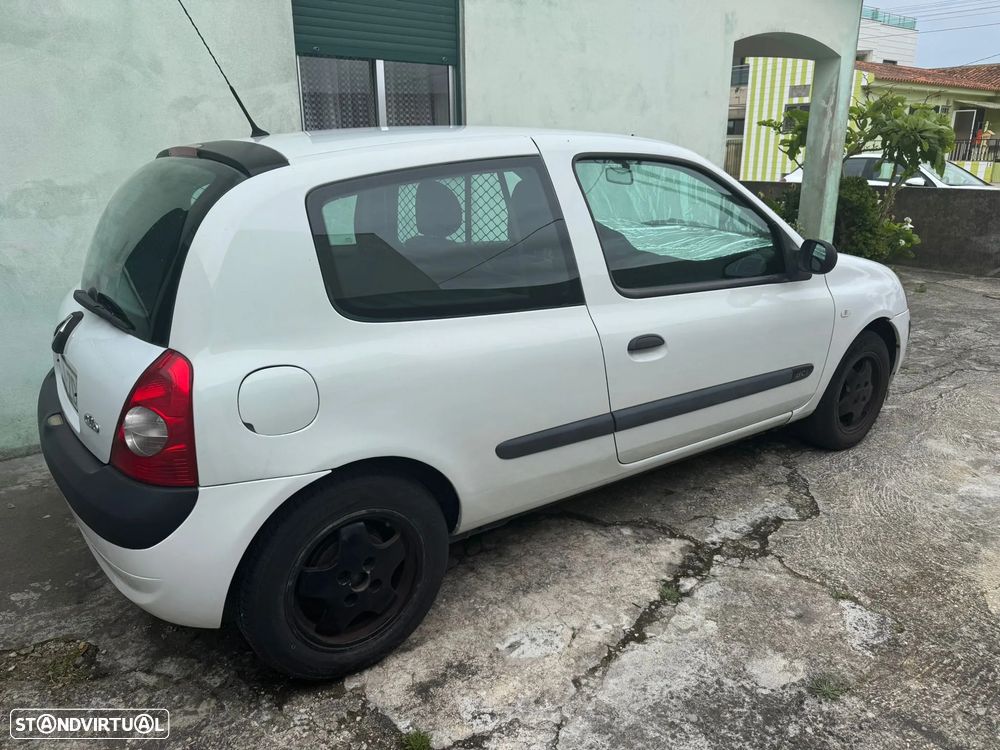Renault Clio 1.5 dCi Authentique - 1