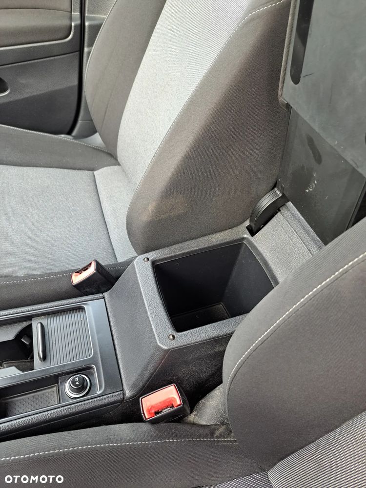 Volkswagen Golf VII 1.6 TDI BMT Trendline DSG - 3
