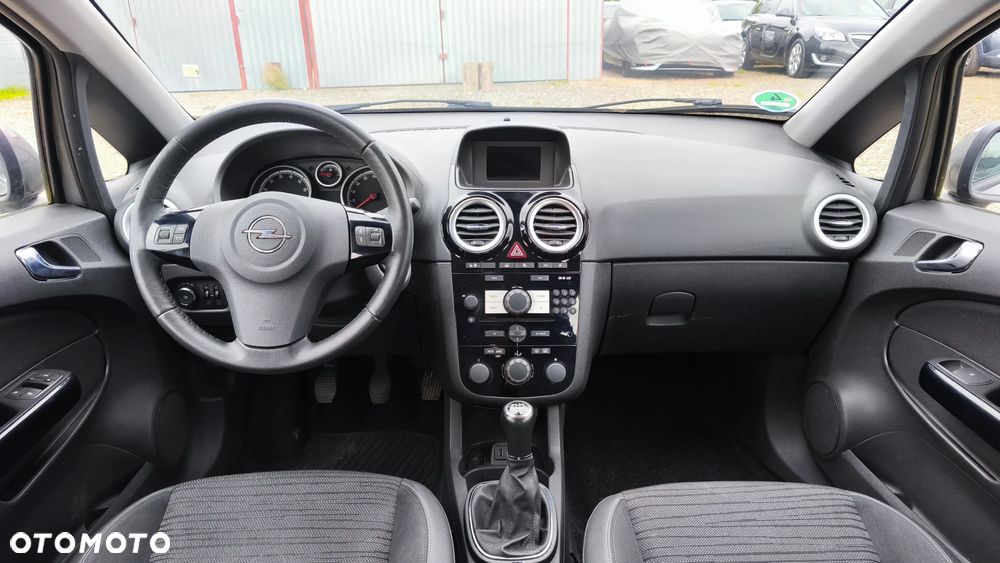 Opel Corsa - 21