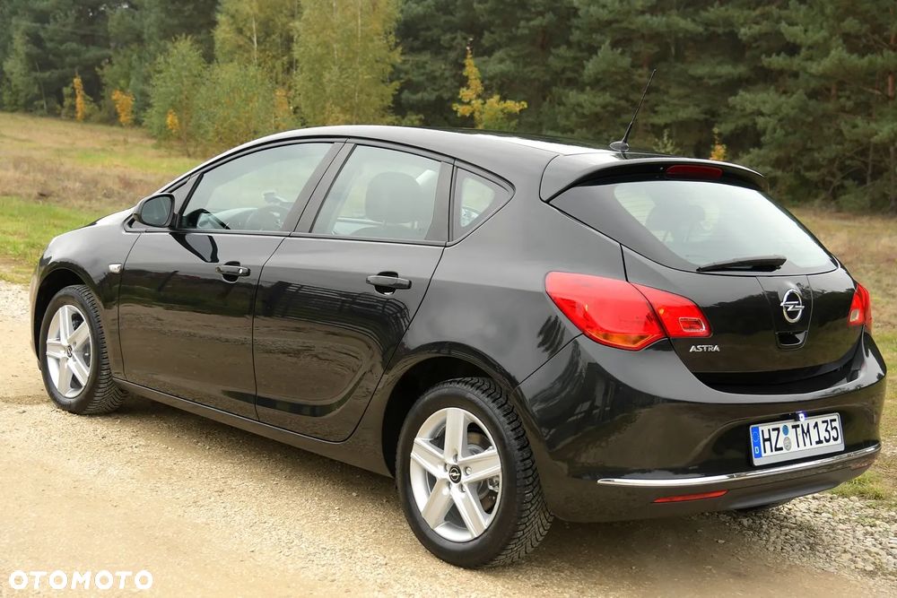 Opel Astra 1.6 Edition Sport - 4