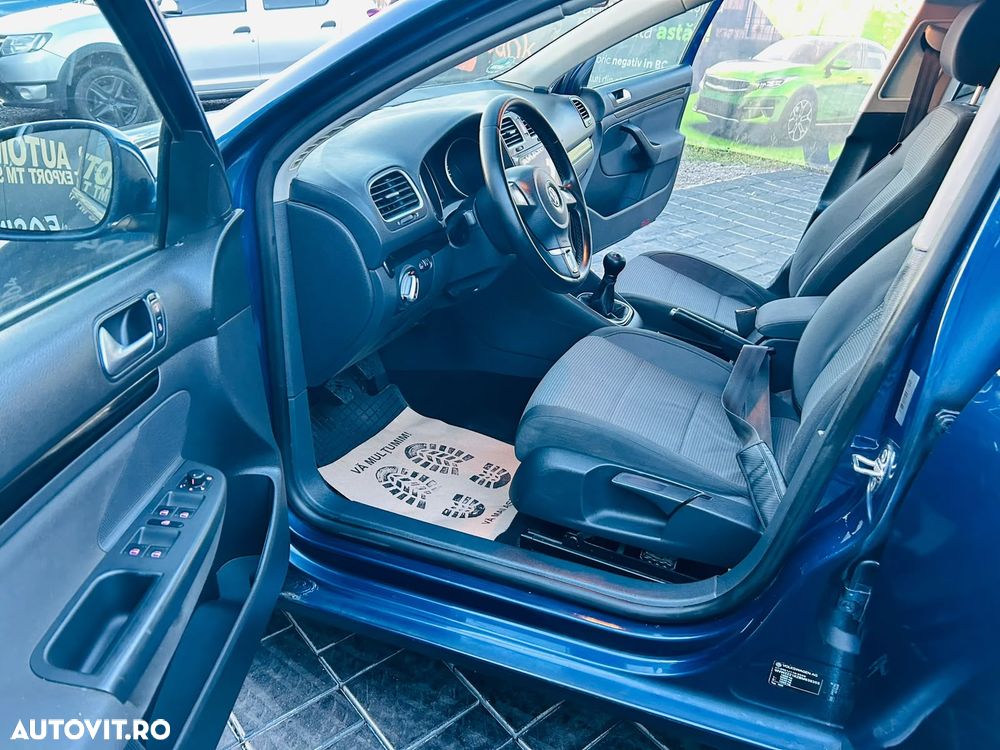VOLKSWAGEN Golf 2012 — imagine 8