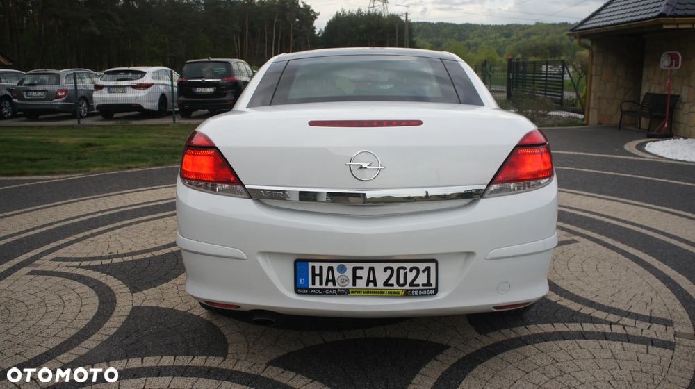 Opel Astra 1.8 Edition - 10