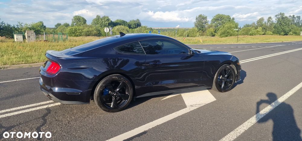 Ford Mustang 2.3 Eco Boost - 8