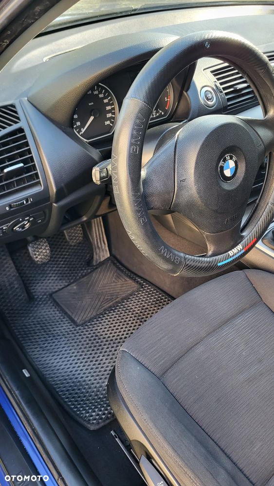 BMW Seria 1 118d - 10