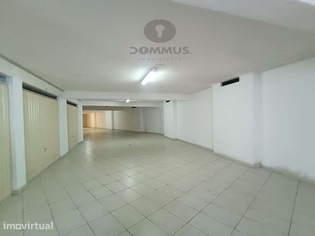 Garagem BOX nas Lopas ( Cacém ) - Grande imagem: 4/9