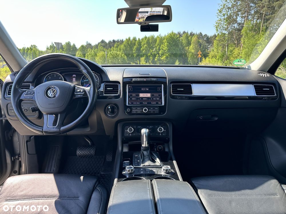 Volkswagen Touareg 3.0 V6 TDI 4XMot BMT - 11