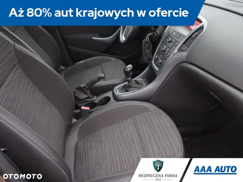 Opel Astra - 11