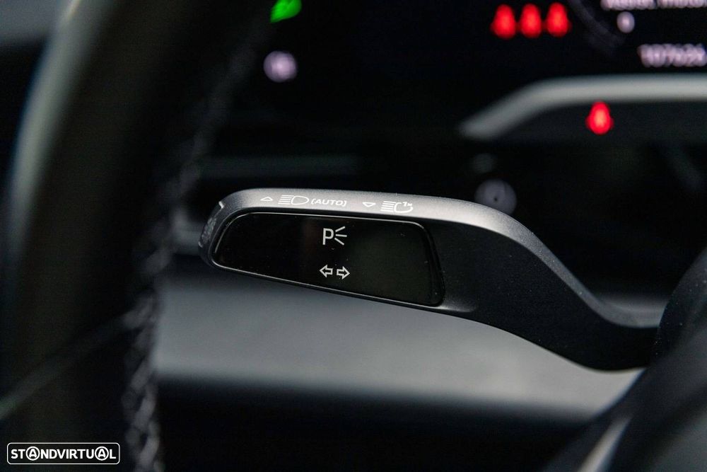 Porsche Taycan 4S Bateria Performance Plus - 31