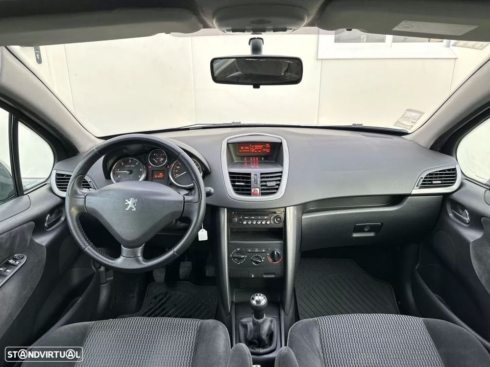 Peugeot 207 1.6 HDi Premium - 15