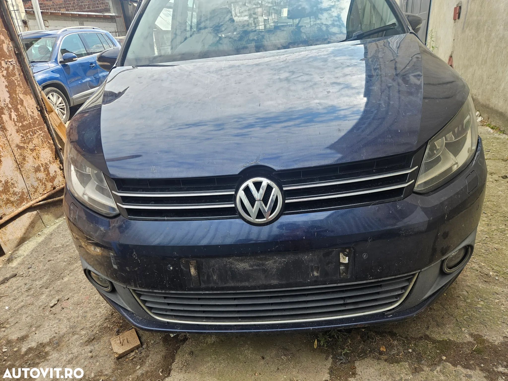 Dezmembrez Volkswagen Touran diferite motorizari - 1