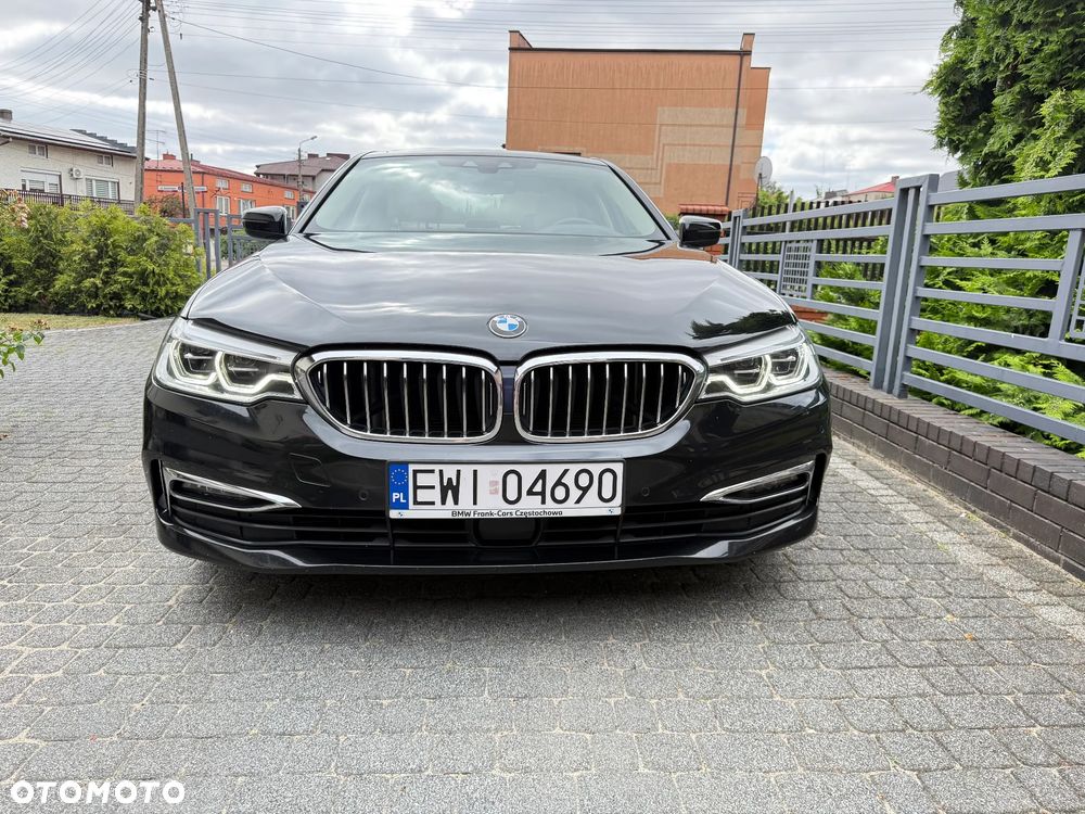 BMW Seria 5 525d Sport Line - 1