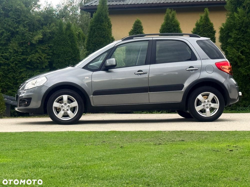 Suzuki SX4 1.6 VVT 4x4 Style - 13